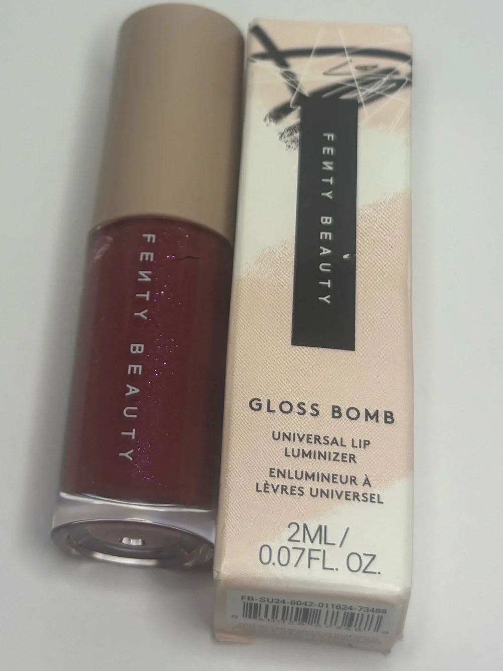 NEW/NIB Fenty Beauty Gloss Bomb Universal Lip Luminizer – RiRi 08 (Mini)